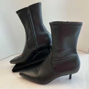 VERONICA BEARD Pointed Toe Leather Ankle Boots Black Kitten Heel 9M